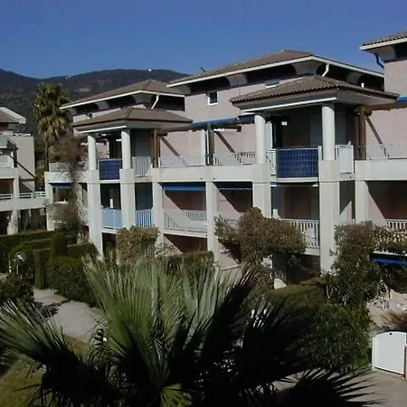 Climatise Avec Terrasse, 2 Pas De La Plage, 4 Couchages, Menage Inclus - Cavaliere - Fr-1-251-554 Apartment Le Lavandou