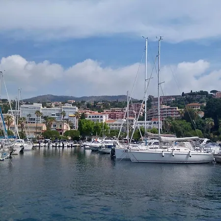Climatise Avec Terrasse, 2 Pas De La Plage, 4 Couchages, Menage Inclus - Cavaliere - Fr-1-251-554 * Le Lavandou